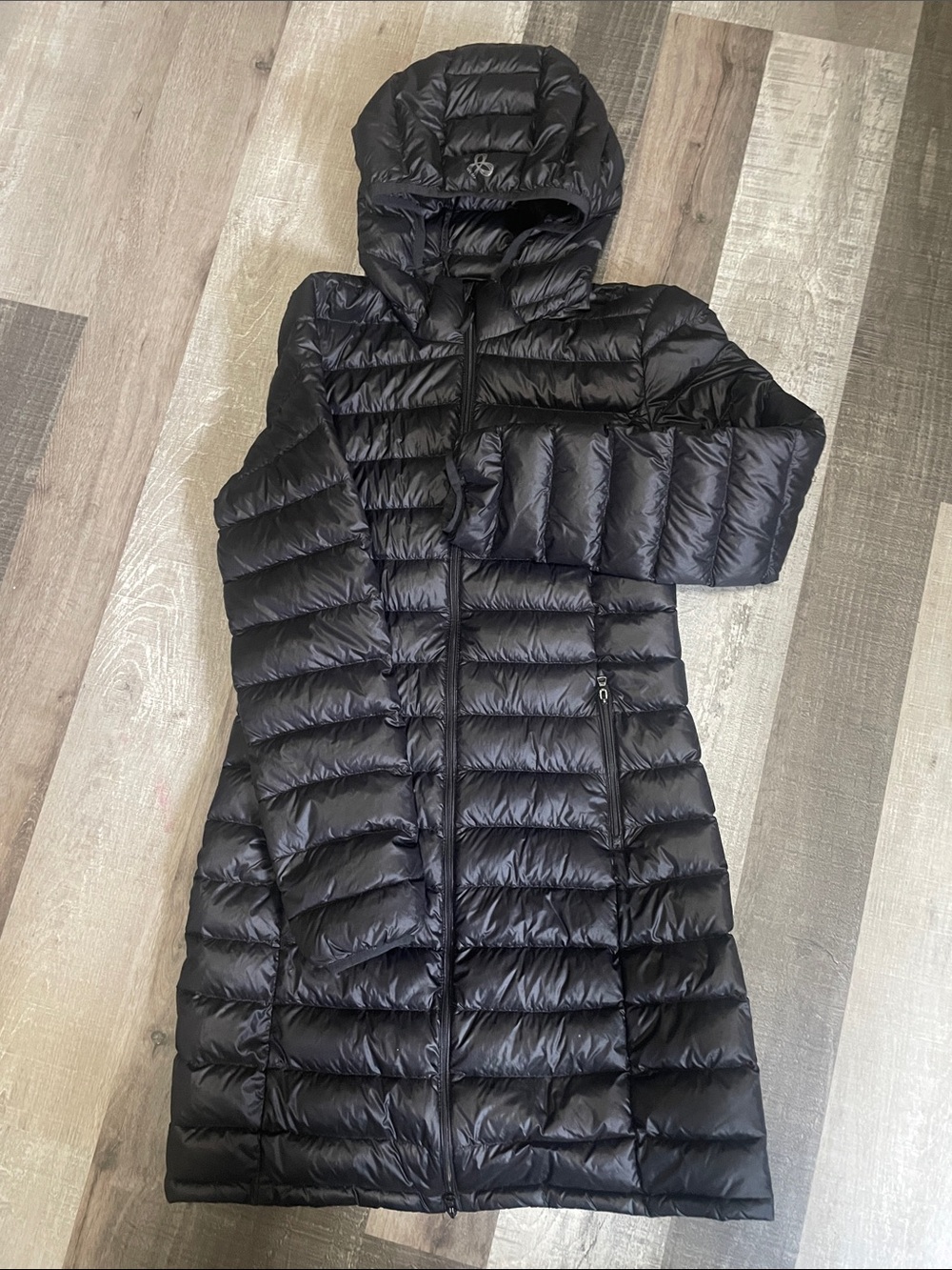Aritzia TNA Bontaine Packable Jacket